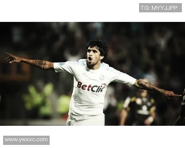 足球巨星联手打造全新黄金组合引领全球赛场风潮